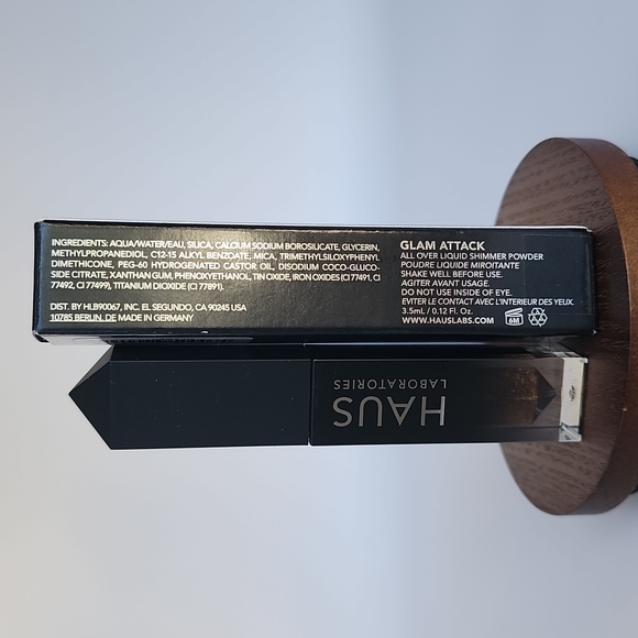 Haus Laboratories Glam Attack Liquid Shimmer Powder - Legend - Picture 4 of 7